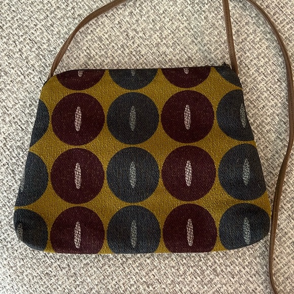 MARUCA Handmade Retro Jacquard Fabric Crossbody Bag - Picture 4 of 11